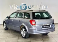 Opel-Astra Caravan detalhes 1