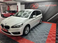 BMW-216 Gran Tourer detalhes 2
