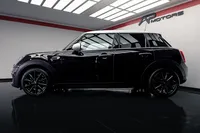 Mini-Cooper D detalhes 1