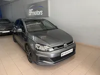 Volkswagen-Golf Imagem Principal