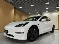 Tesla-Model 3 detalhes 2