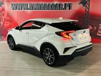 Toyota-C-HR detalhes 2