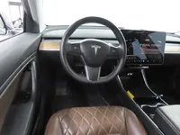 Tesla-Model 3 detalhes 1