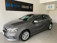 Mercedes-Benz-A 160 detalhes 1