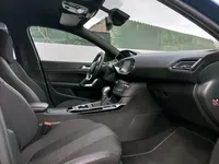 Peugeot-308 detalhes 1