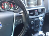 Volvo-V40 detalhes 1