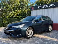 Toyota-Avensis Touring Sports detalhes 2