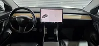 Tesla-Model 3 detalhes 2