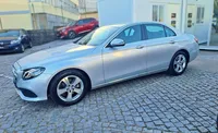 Mercedes-Benz-E 220 detalhes 1