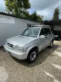 Suzuki-Grand Vitara detalhes 2