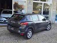 Dacia-Sandero detalhes 1