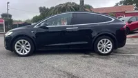 Tesla-Model X detalhes 1