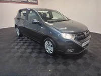 Dacia-Sandero detalhes 2