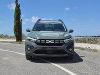 Dacia-Jogger detalhes 1