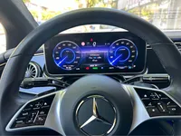 Mercedes-Benz-EQE detalhes 2
