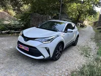 Toyota-C-HR detalhes 2
