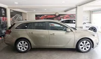 Opel-Insignia Sports Tourer detalhes 2