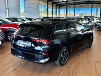 Opel-Astra Sports Tourer detalhes 1