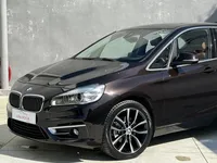 BMW-218 Active Tourer detalhes 2