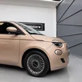 Fiat-500e C detalhes 1