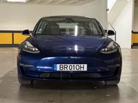 Tesla-Model 3 detalhes 1