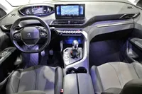Peugeot-5008 detalhes 2