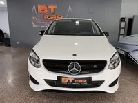 Mercedes-Benz-B 220 detalhes 1