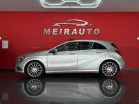 Mercedes-Benz-A 180 detalhes 2