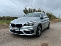 BMW-216 Active Tourer detalhes 1