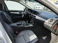 Mercedes-Benz-C 200 detalhes 1