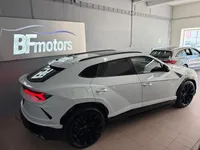 Lamborghini-Urus detalhes 2