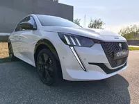 Peugeot-E-208 detalhes 2