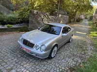 Mercedes-Benz-CLK 230 detalhes 2