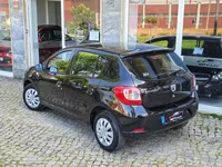 Dacia-Sandero detalhes 1