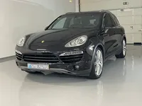 Porsche-Cayenne Imagem Principal