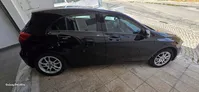 Mercedes-Benz-A 180 detalhes 2