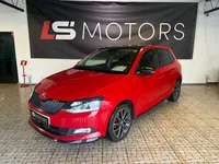 Skoda-Fabia Imagem Principal