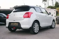 Suzuki-Swift detalhes 2
