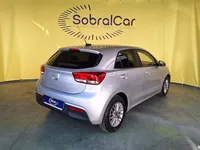Kia-Rio detalhes 2