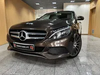 Mercedes-Benz-C 300 detalhes 1