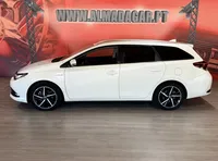Toyota-Auris Touring Sports detalhes 1