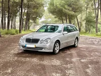Mercedes-Benz-E 270 Imagem Principal