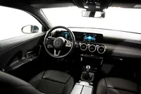 Mercedes-Benz-A 160 detalhes 2