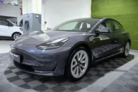 Tesla-Model 3 detalhes 2
