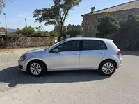 Volkswagen-Golf detalhes 1