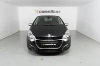 Peugeot-208 detalhes 1