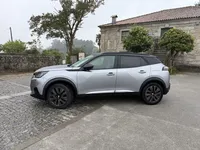 Peugeot-e-2008 detalhes 1