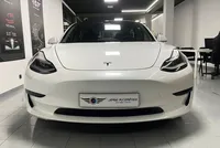 Tesla-Model 3 detalhes 2
