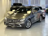 Mercedes-Benz-E 220 Imagem Principal