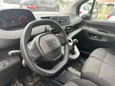 Small Image 1